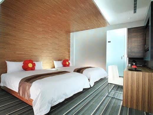 Yoai Hotel Yilan Exterior foto